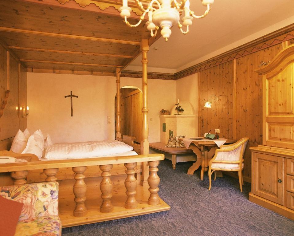 Superior Double Room,1584572687:JPEG